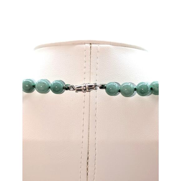 VTG Silvertone Green Jade Hand Knotted Cord Graduated Beaded 18" Necklace 39.6g - Picture 7 of 8